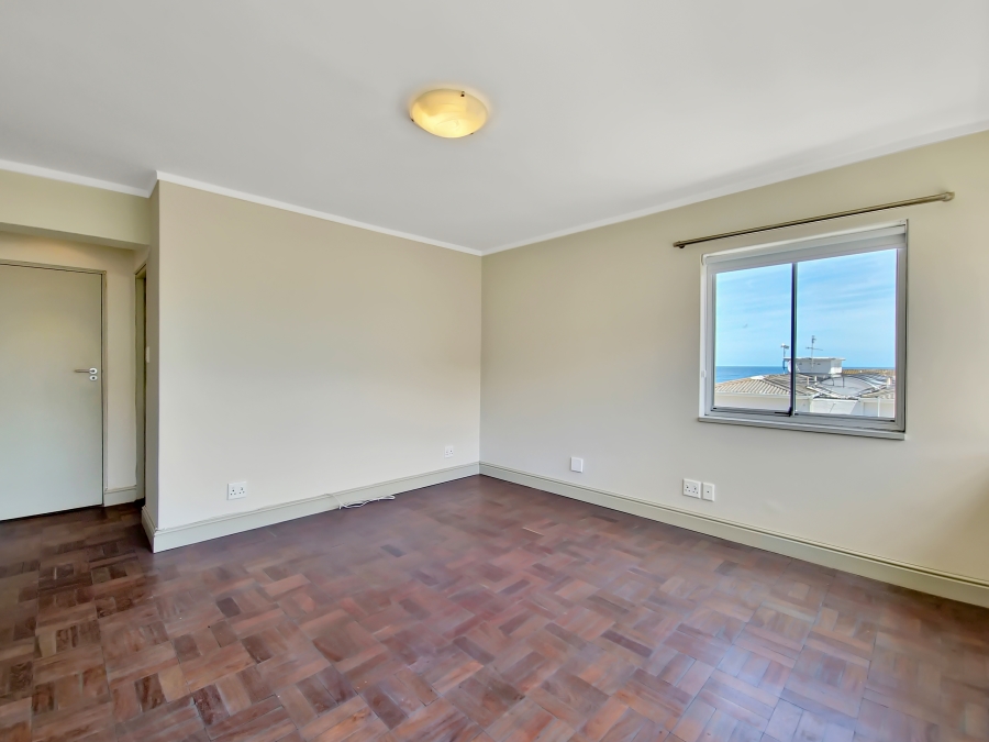 2 Bedroom Property for Sale in Sea Point Western Cape